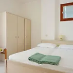 In 54745 شقة